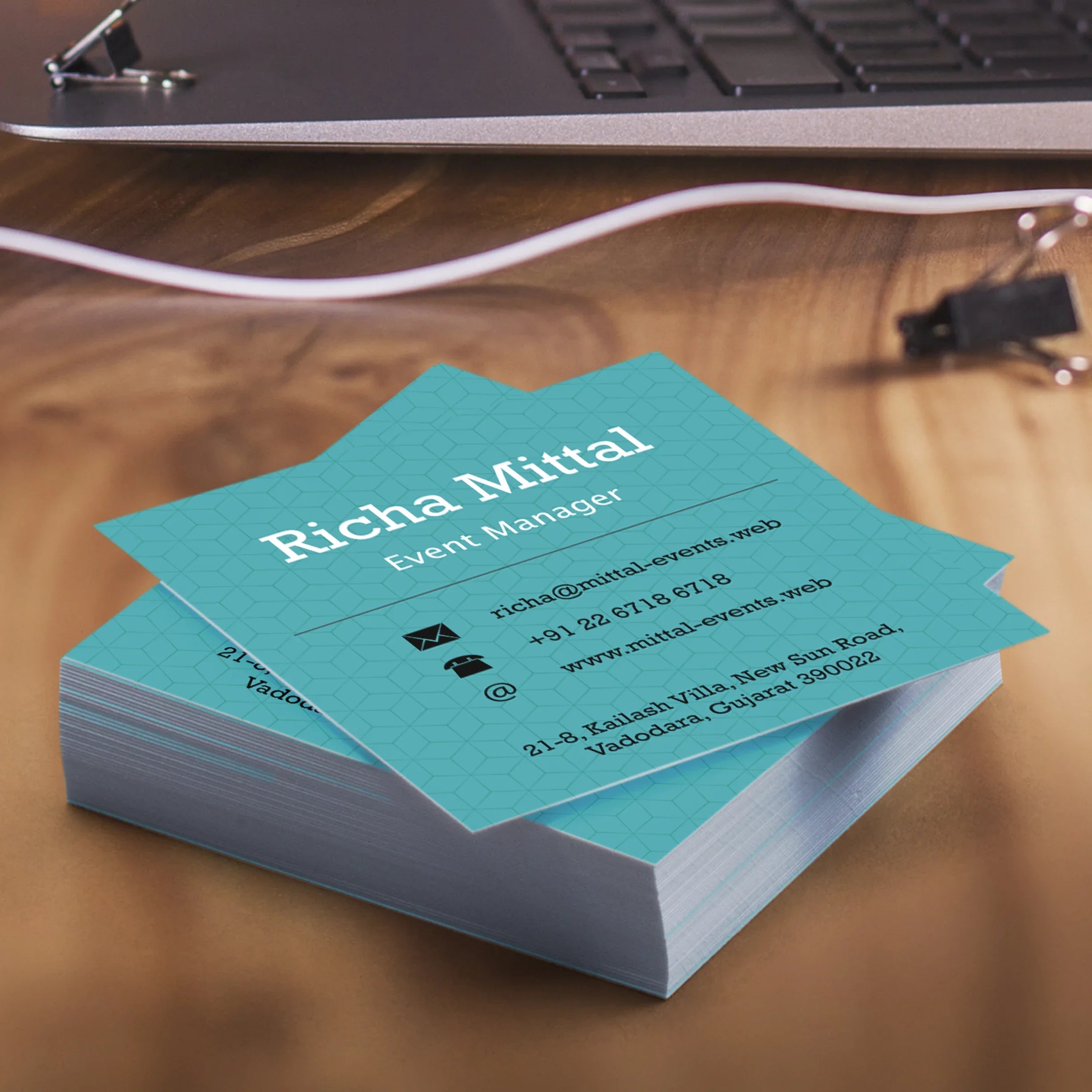 Square Vising Cards